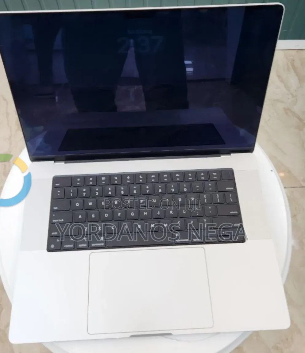 New Laptop Apple MacBook Pro 2021 M1 16GB Apple M1 Pro SSD 1T