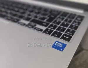 Laptop Samsung Galaxy Book4 8GB Intel Core 5 SSD 512GB