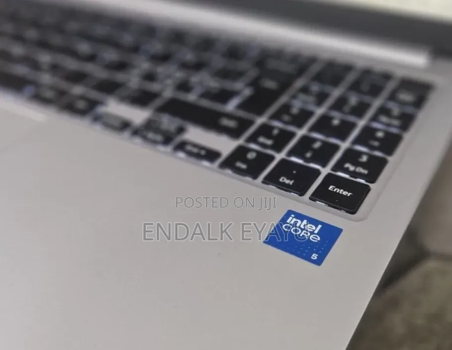 Laptop Samsung Galaxy Book4 8GB Intel Core 5 SSD 512GB
