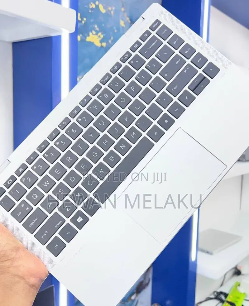 New Laptop HP EliteBook x360 1040 G7 16GB Intel Core i7 SSD 512GB