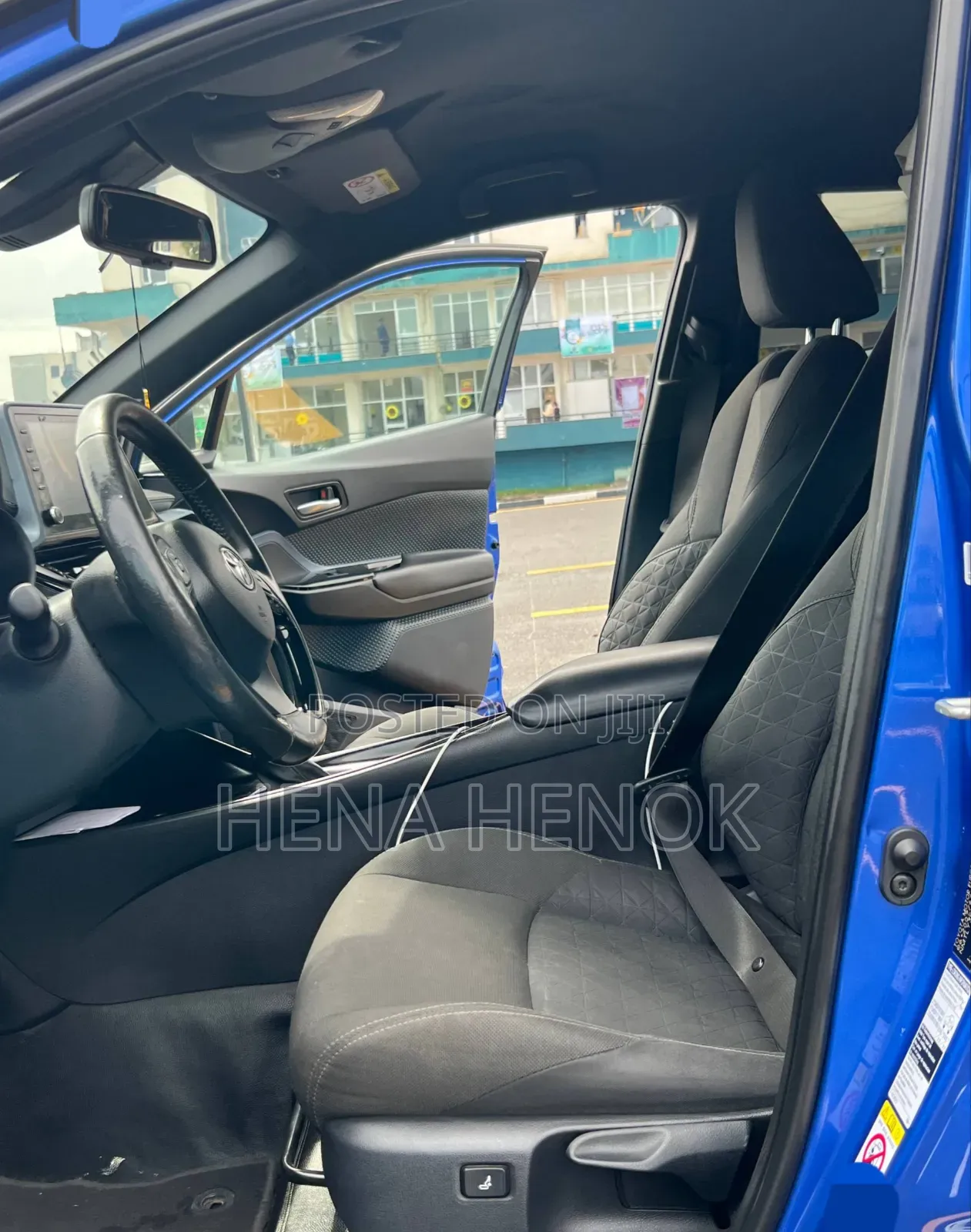 Toyota C-HR 2020 Blue