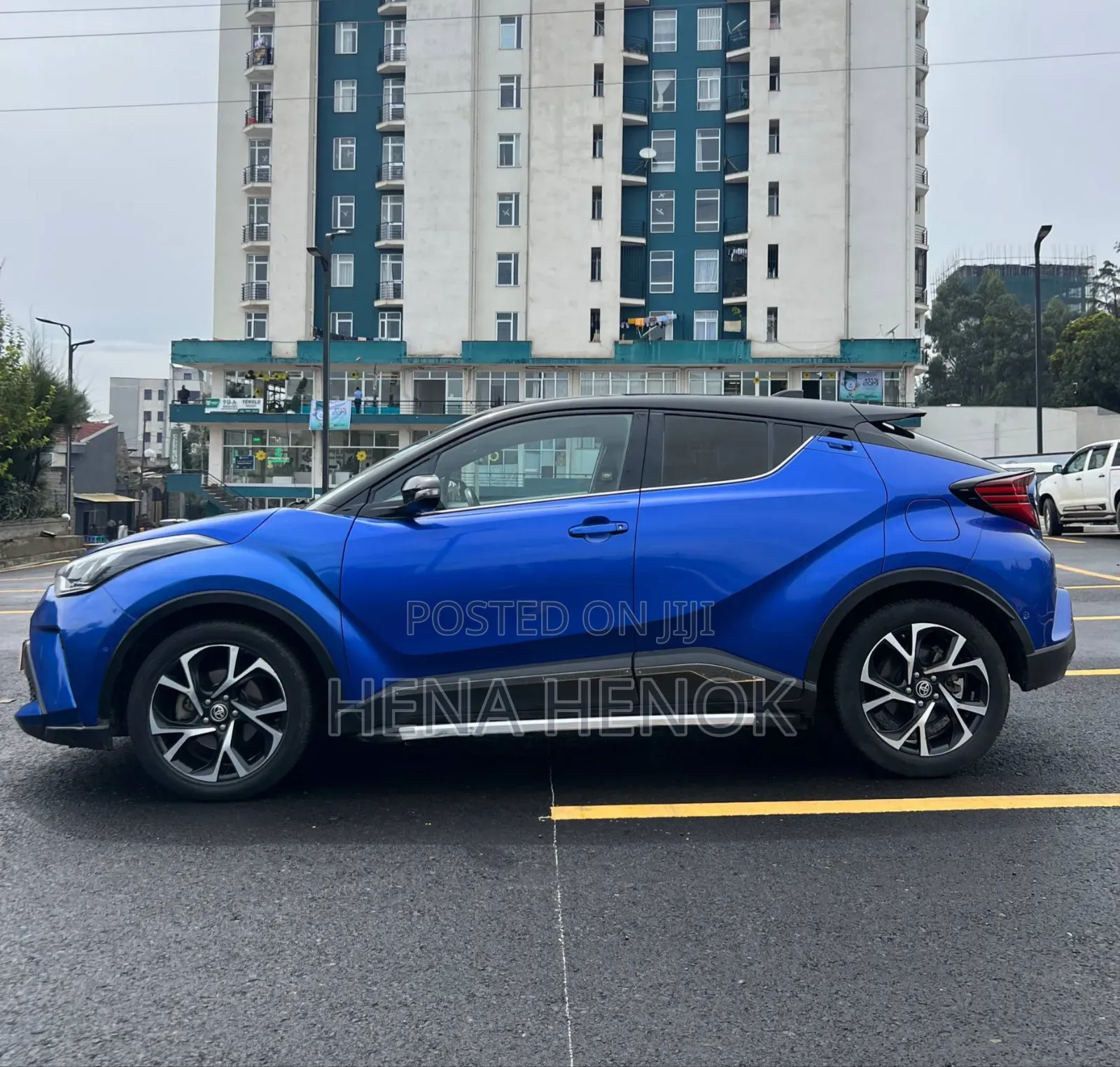Toyota C-HR 2020 Blue