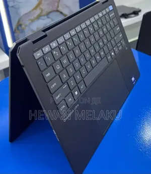 New Laptop HP OmniBook Ultra Flip 14" 32GB Intel Core Ultra 7 SSD 1T