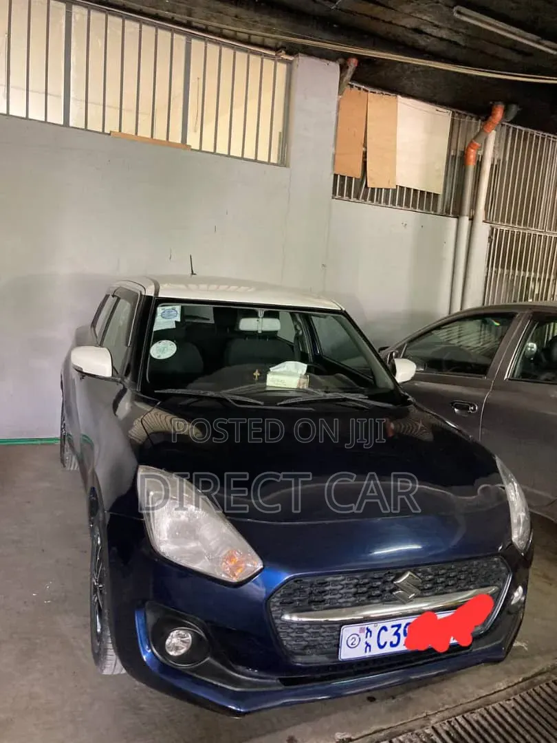 Suzuki Swift 2022 Blue