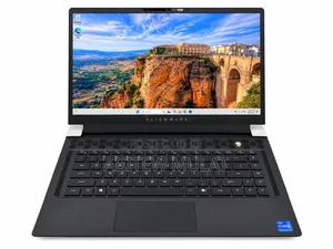 New Laptop Alienware X16 r1 16GB Intel Core i7 SSD 1T