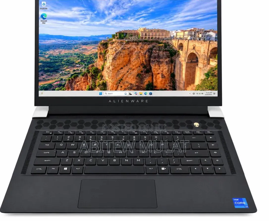 New Laptop Alienware X16 r1 16GB Intel Core i7 SSD 1T