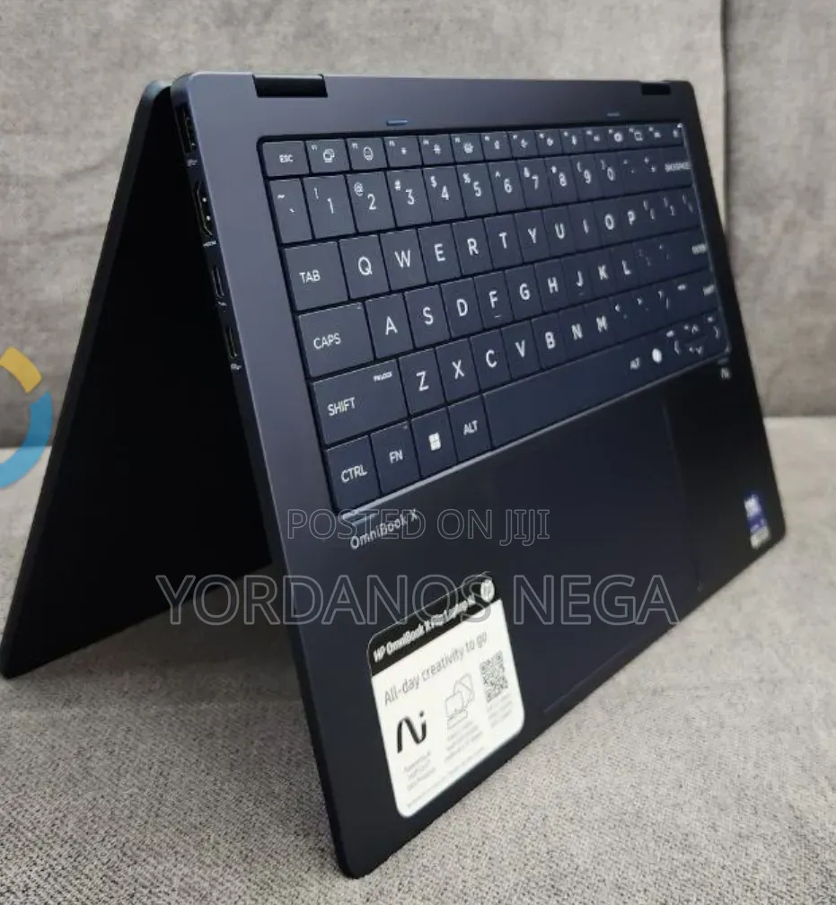 New Laptop HP OmniBook X Flip 14" 16GB Intel Core Ultra 5 SSD 512GB