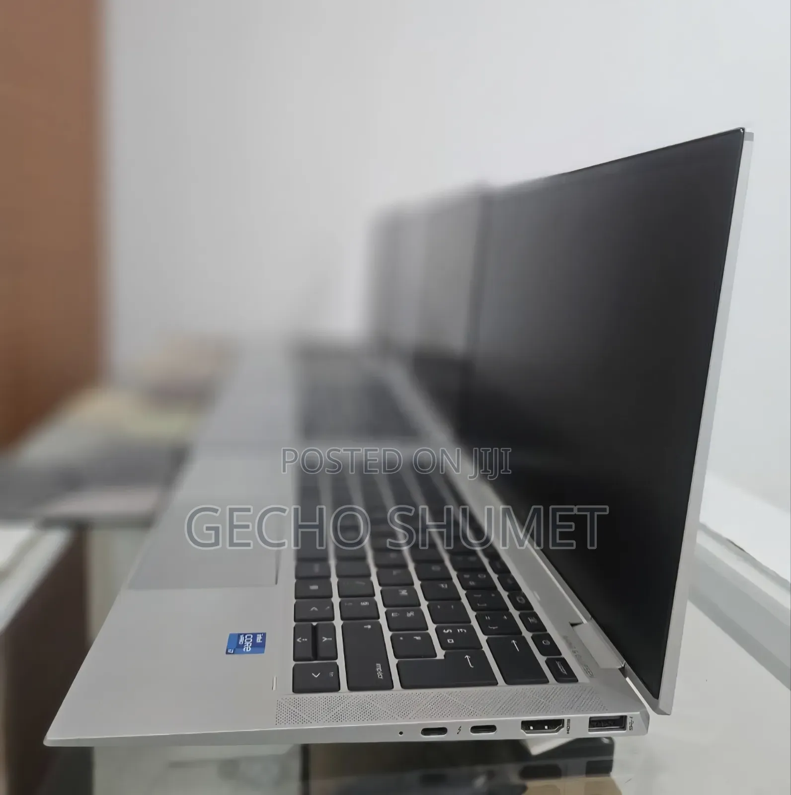 New Laptop HP EliteBook 1040 G8 16GB Intel Core i7 SSD 512GB