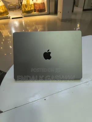 New Laptop Apple MacBook Pro 2021 M1 16GB Apple M1 SSD 512GB