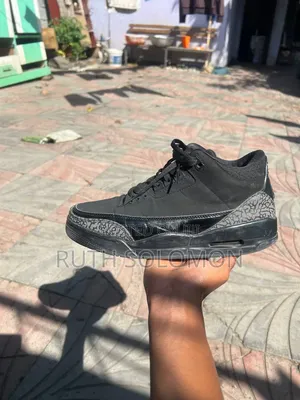 Jordan 3 Black Cat