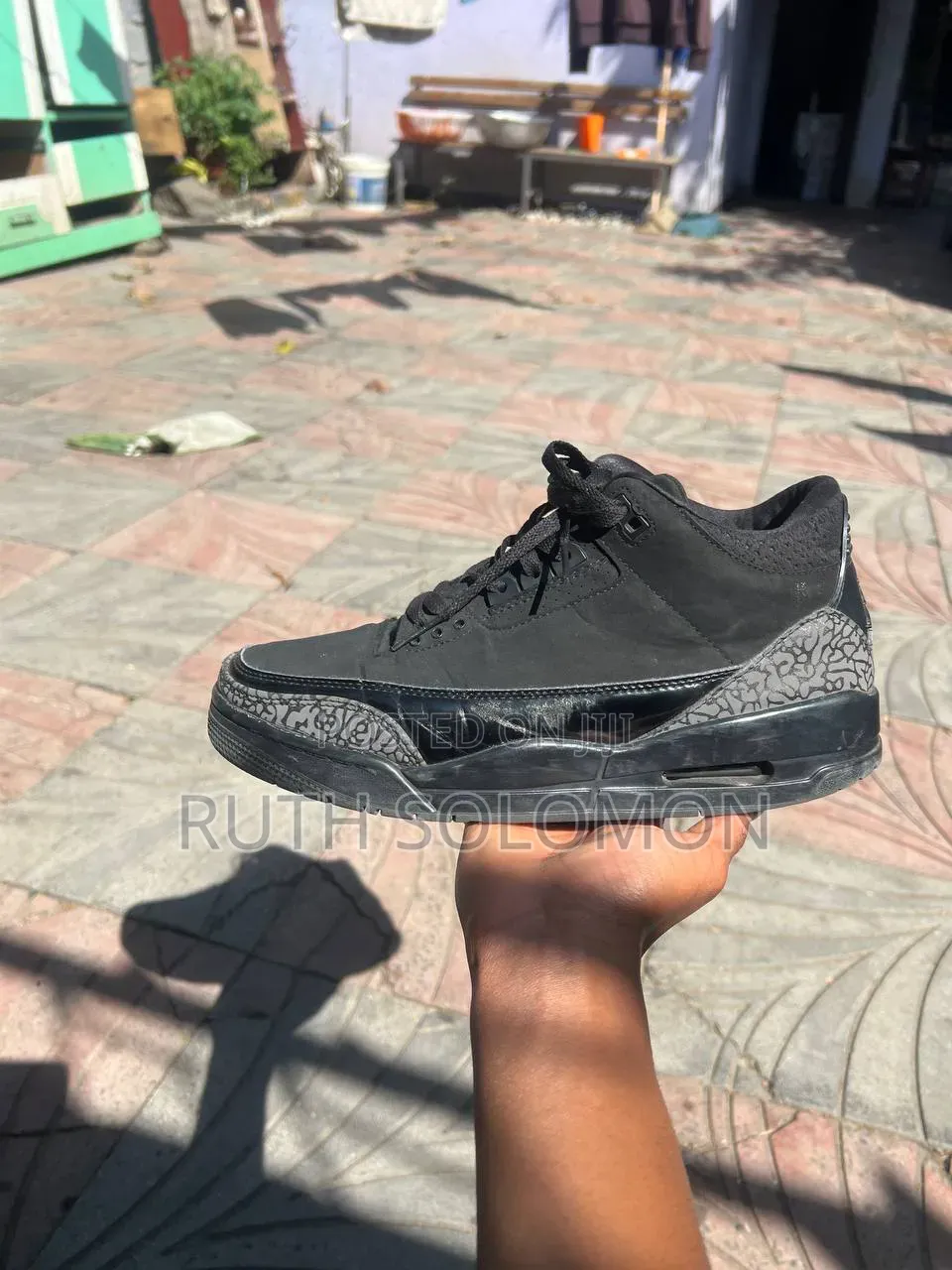 Jordan 3 Black Cat