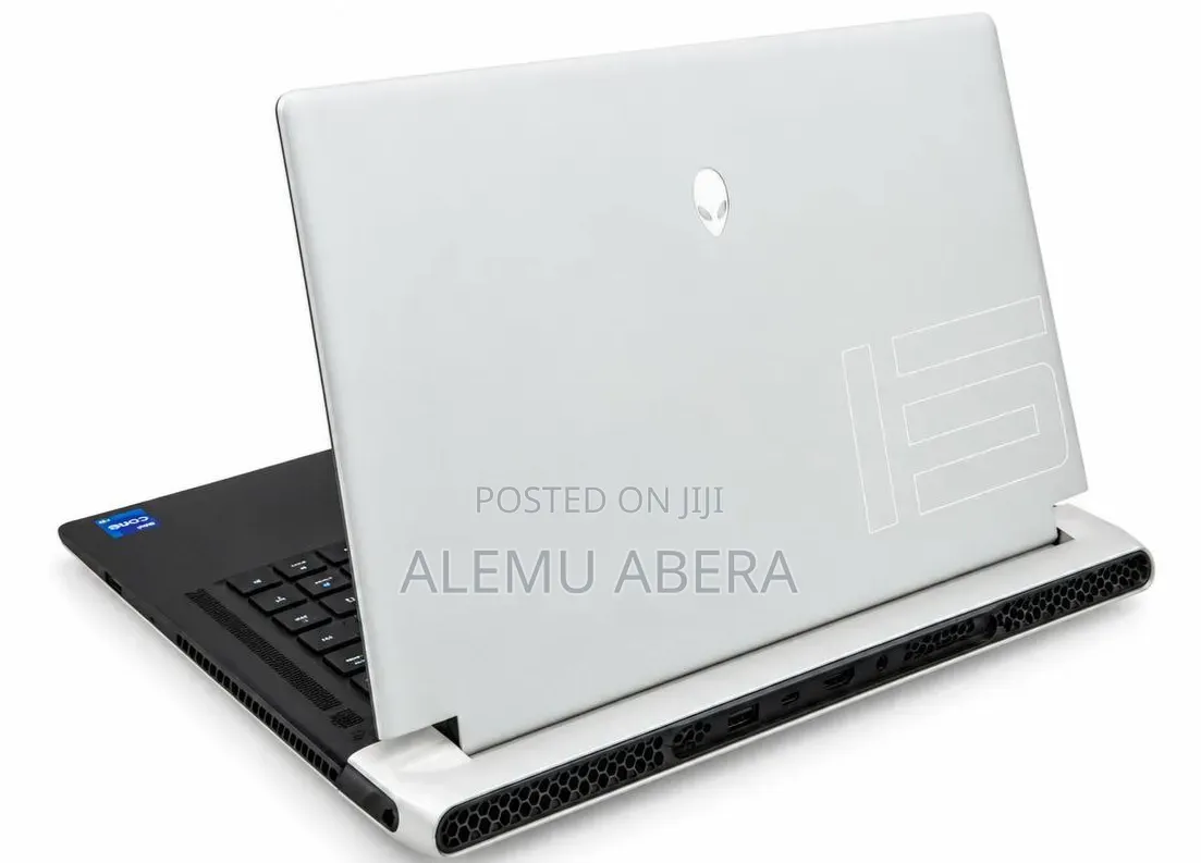 New Laptop Alienware X15 r2 16GB Intel Core i7 SSD 1T