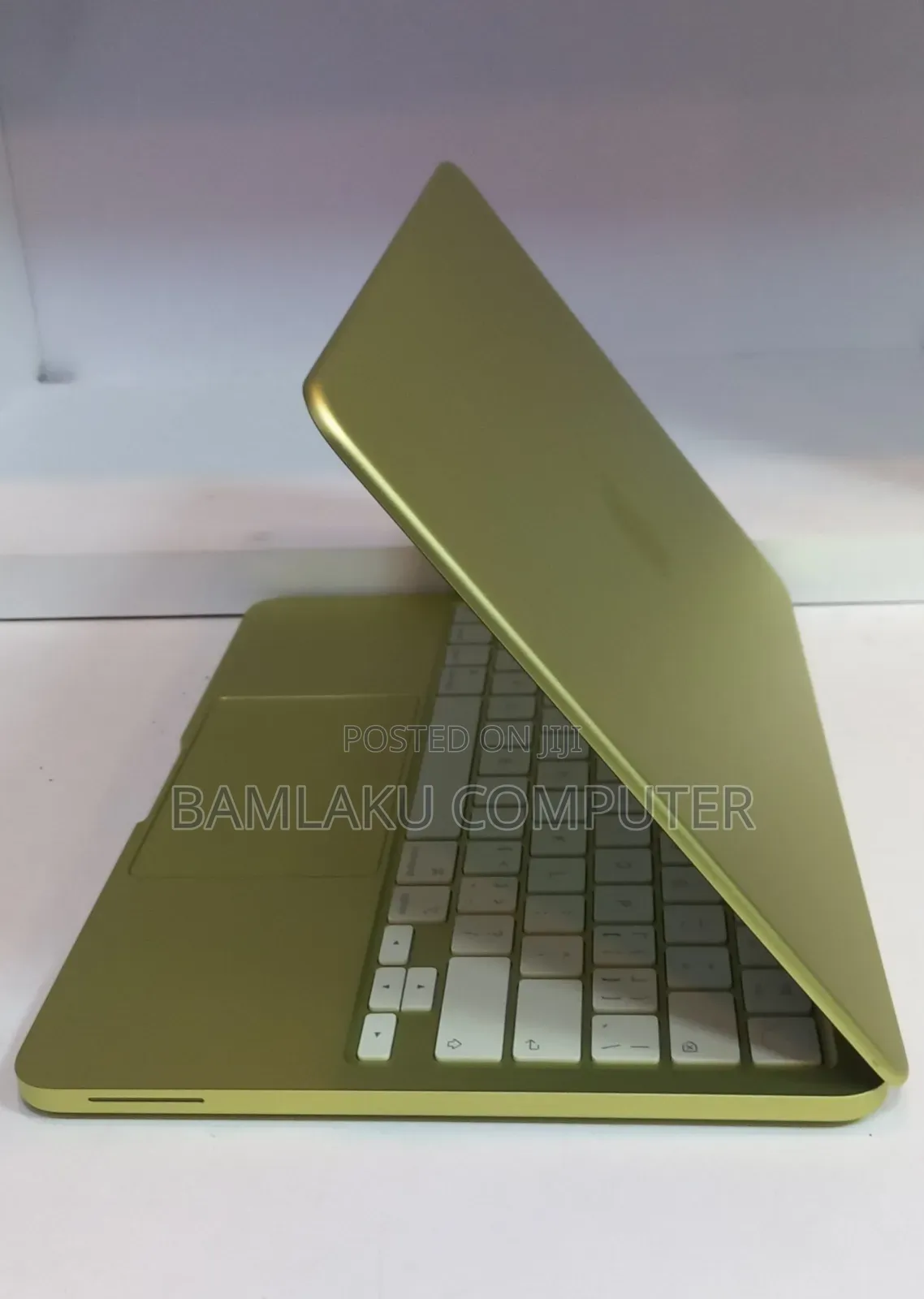 New Laptop Apple MacBook Neo 2026 8GB SSD 512GB