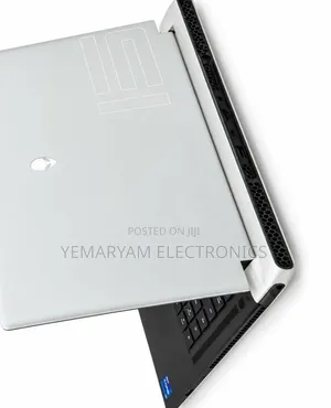 New Laptop Alienware X15 r2 16GB Intel Core i7 SSD 1T