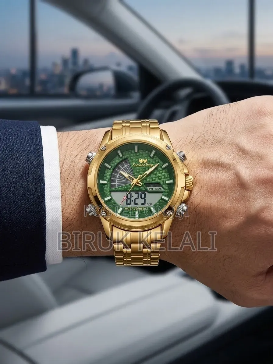 Men's Multifunction Quartz Watch With a Gold-Tone Stainless