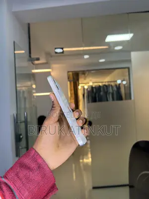 New Apple iPhone 12 128 GB White