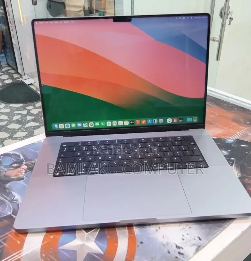 New Laptop Apple MacBook Pro 2021 M1 64GB Apple M1 Max SSD 1T