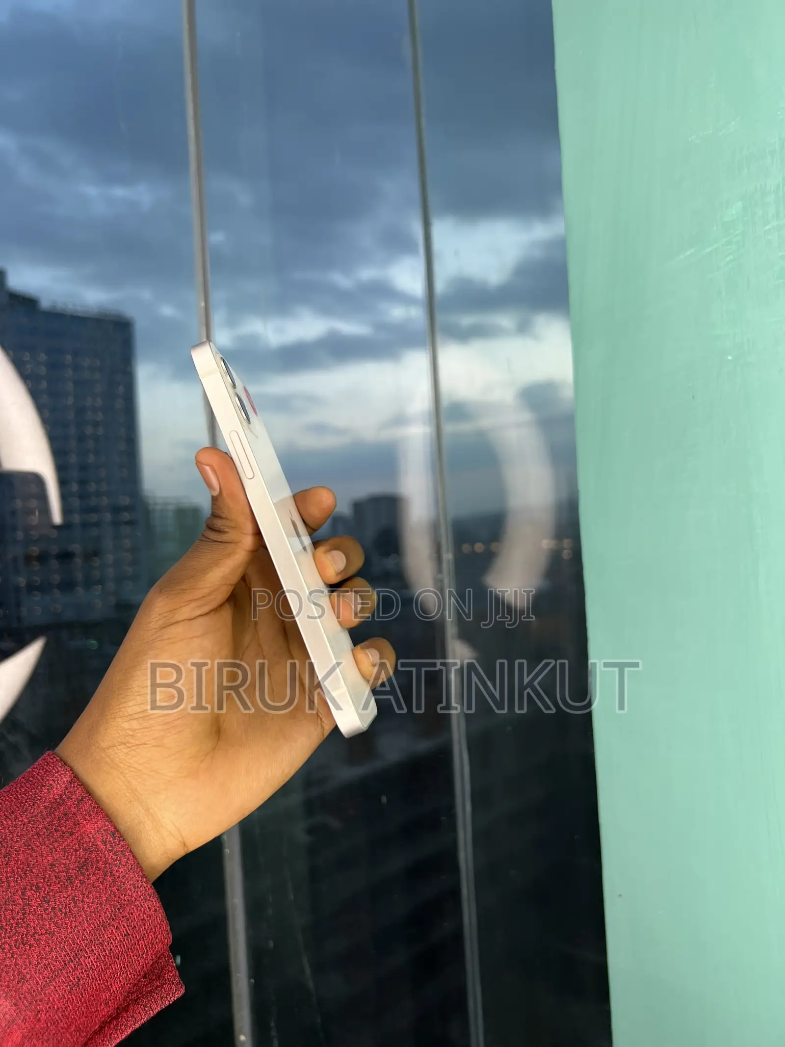 New Apple iPhone 12 128 GB White