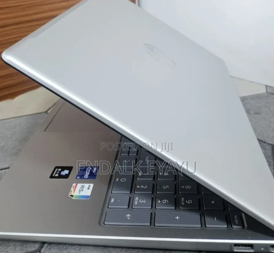 New Laptop HP Stream Notebook 16GB Intel Core i7 SSD 1T