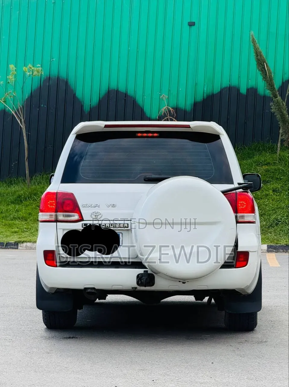 Toyota Land Cruiser 2009 White