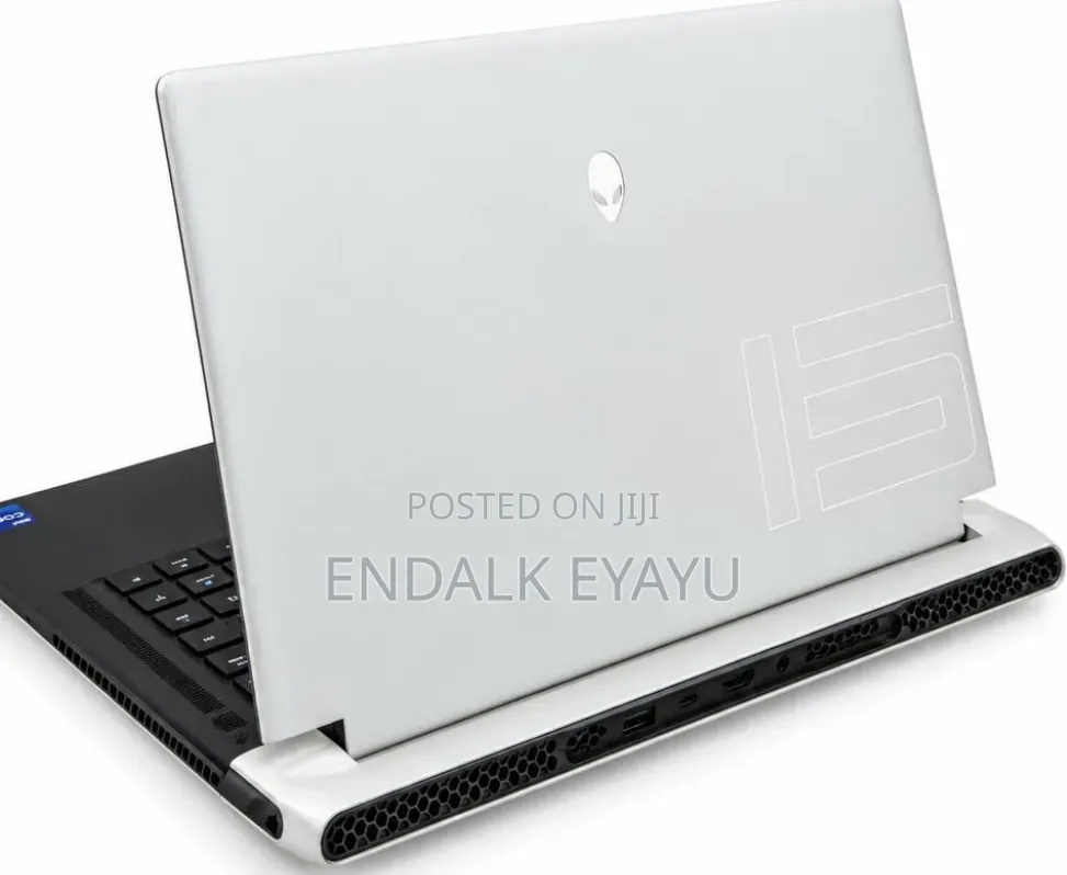 New Laptop Dell 16GB Intel Core i7 SSD 512GB
