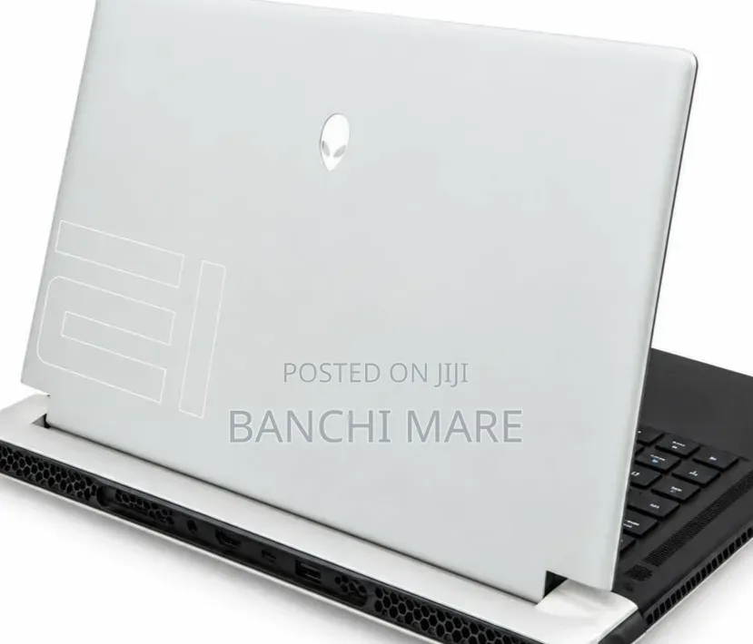New Laptop Alienware X15 r2 16GB Intel Core i7 SSD 1T