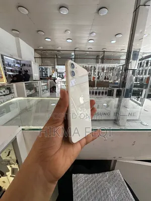 Apple iPhone 11 128 GB White