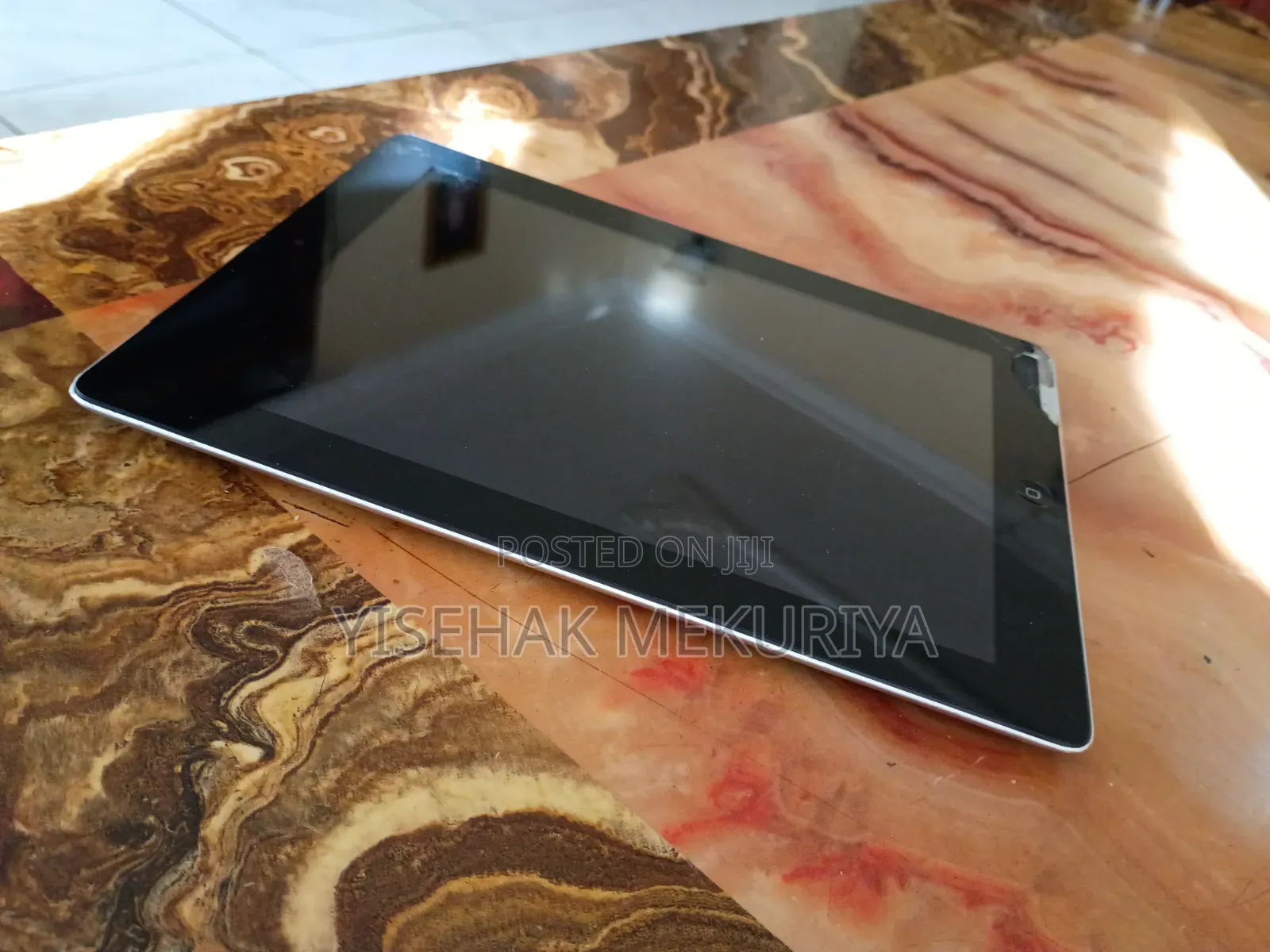 Apple iPad 4 Wi-Fi + Cellular 16 GB Silver