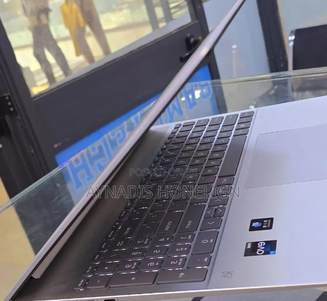 New Laptop HP Pavilion 15 16GB Intel Core i7 SSD 1T
