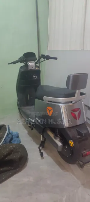New Aprilia ETV 2025 Silver