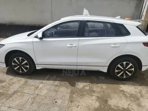 New BYD E2 43 kWh 94 hp FWD 2025 White