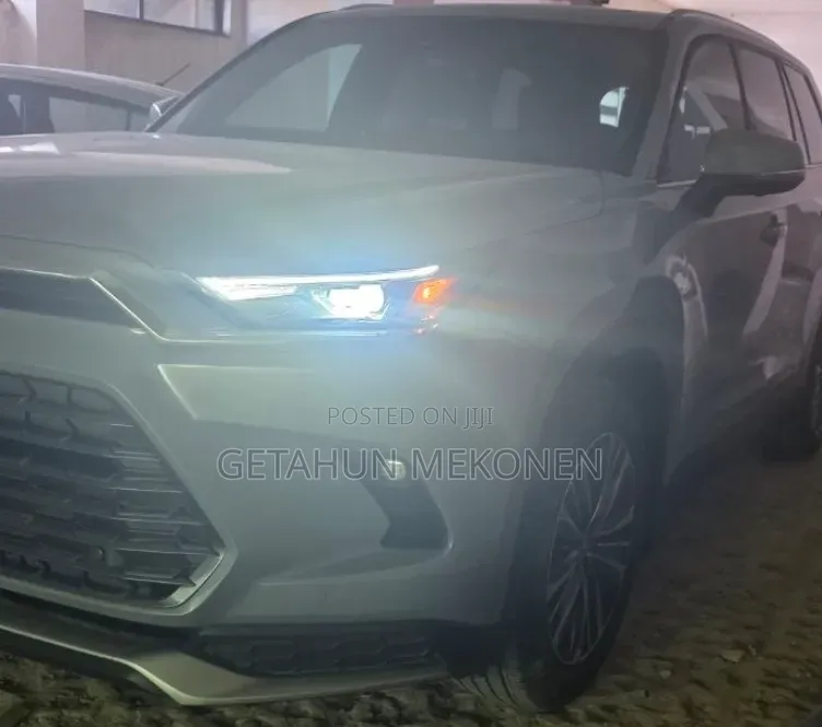 New Toyota Highlander 2025 Green