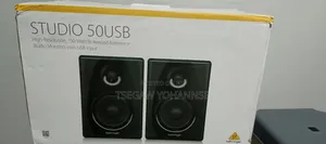 Behringer Studio Monitor