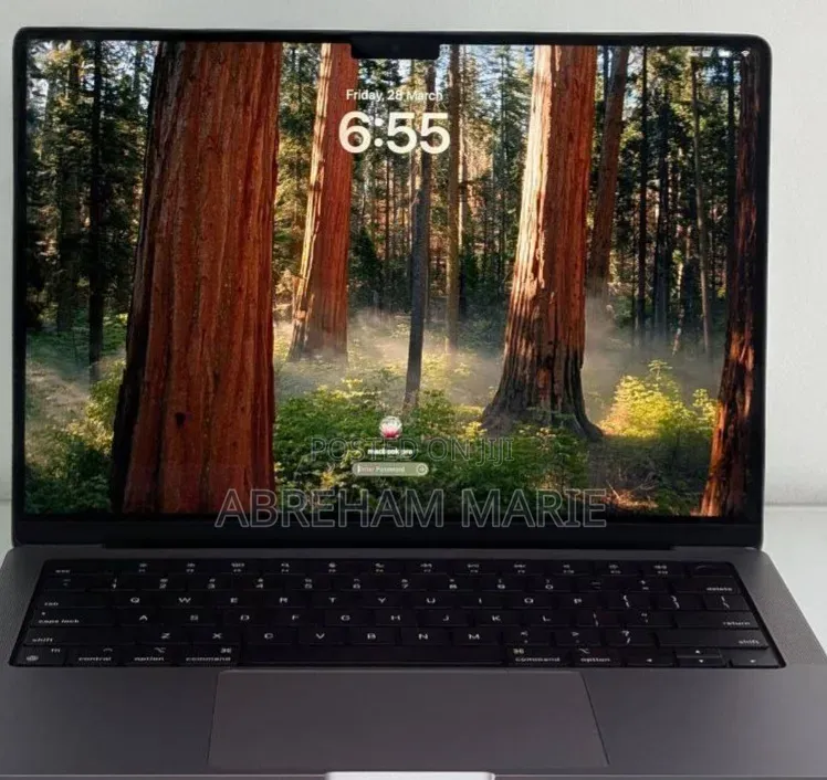 New Laptop Apple MacBook Pro 2021 M1 16GB Apple M1 Pro SSD 512GB