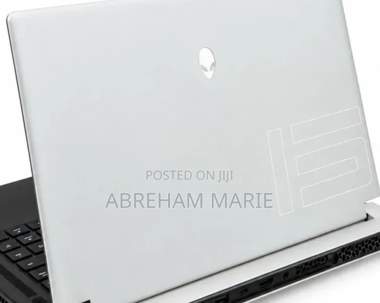 New Laptop Dell Alienware Aurora 16 16GB Intel Core i7 SSD 1T