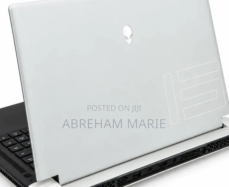 New Laptop Dell Alienware Aurora 16 16GB Intel Core i7 SSD 1T