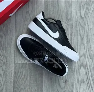 Nike ጫማ በቅናሽ