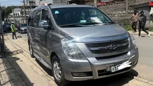 Hyundai Starex 2016 Grey