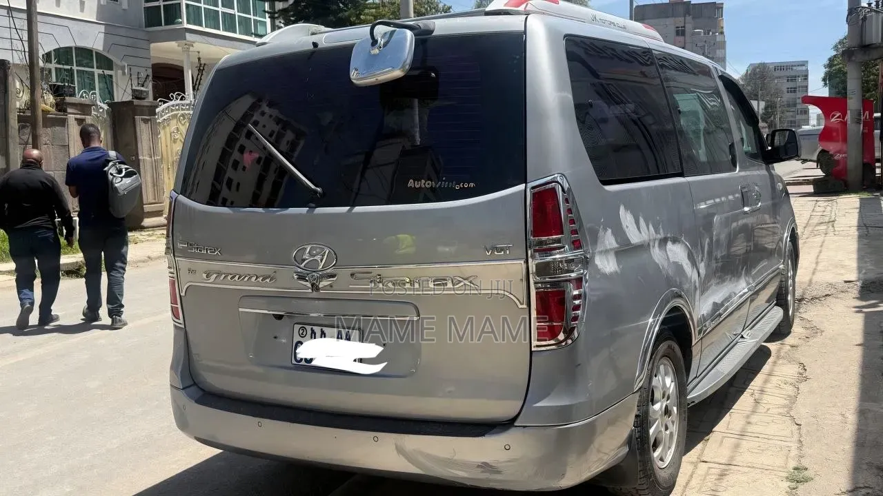 Hyundai Starex 2016 Grey