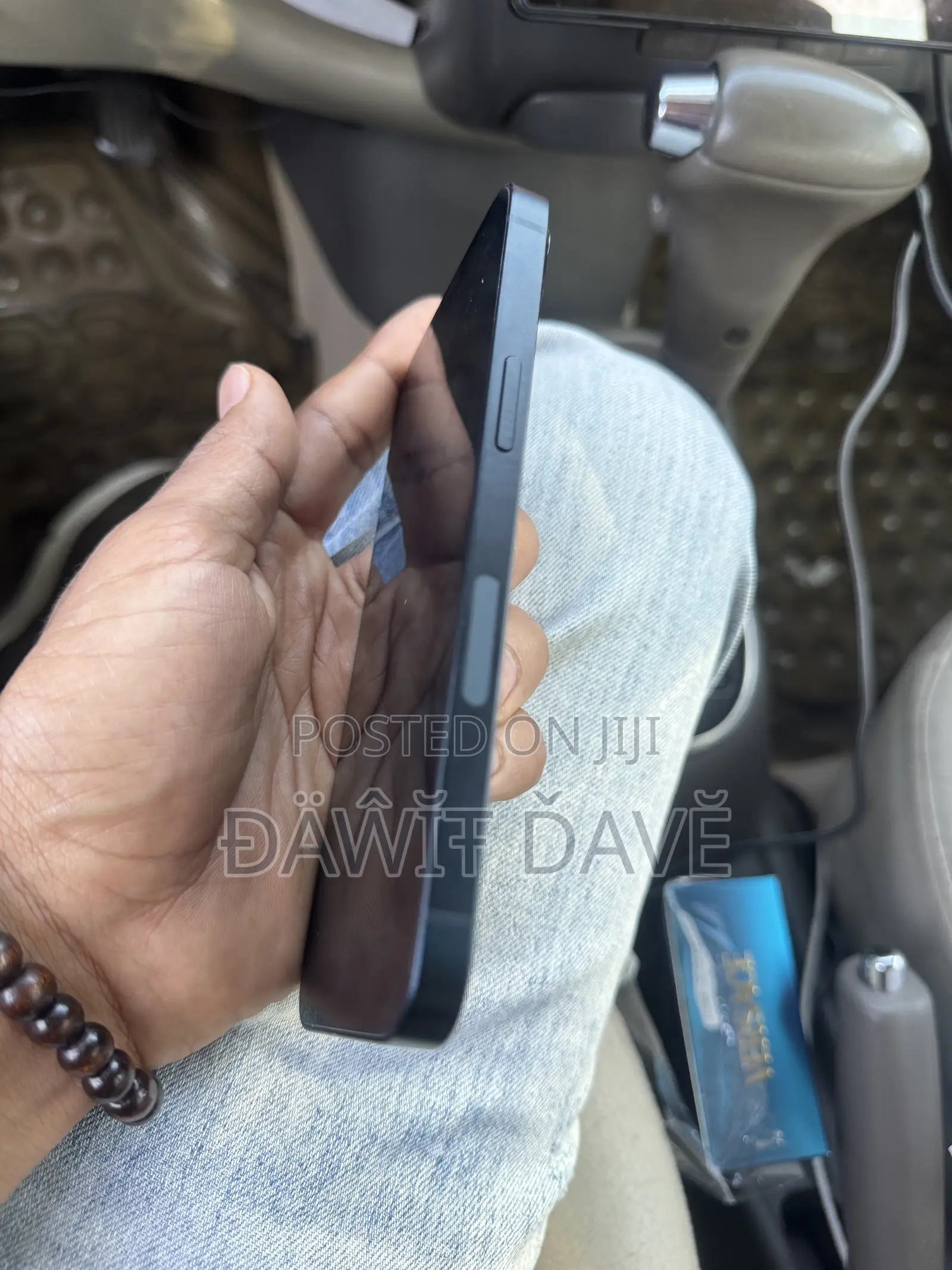 New Apple iPhone 13 128 GB Blue