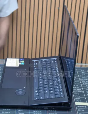 New Laptop Asus Zenbook 15 OLED 32GB Intel Core i9 SSD 1T