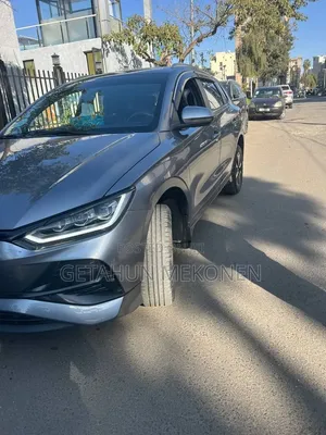 BYD E2 43 kWh 94 hp FWD 2025 Gray
