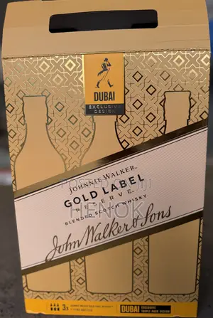 Gold Labrl