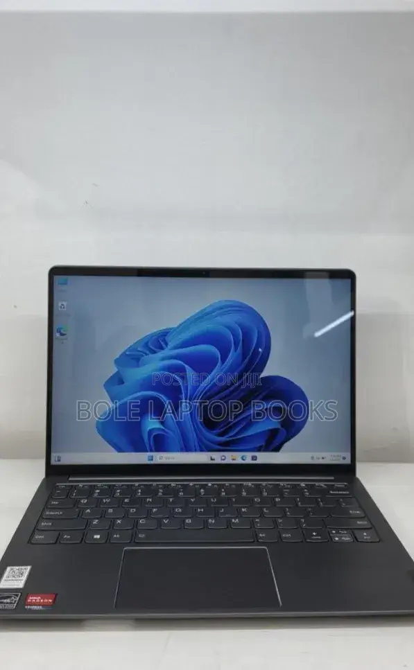 New Laptop Lenovo IdeaPad 1 16GB AMD Ryzen 7 SSD 512GB