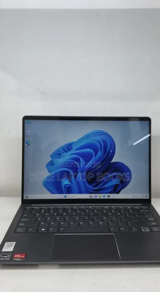 New Laptop Lenovo IdeaPad 1 16GB AMD Ryzen 7 SSD 512GB