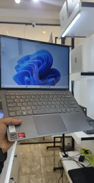 New Laptop Lenovo IdeaPad 1 16GB AMD Ryzen 7 SSD 512GB