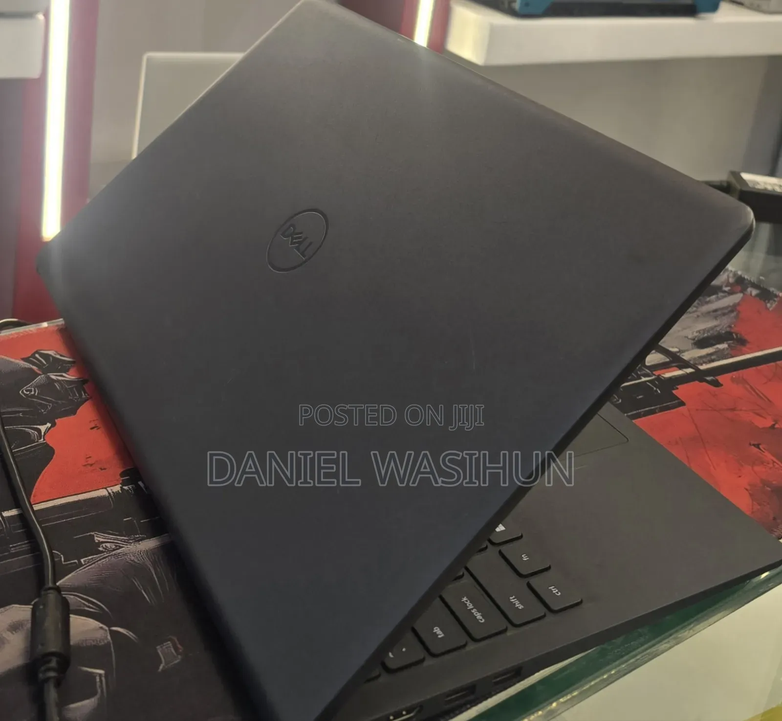 New Laptop Dell Inspiron 15 8GB Intel Core i5 SSD 512GB