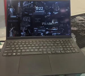 New Laptop Dell Inspiron 15 8GB Intel Core i5 SSD 512GB