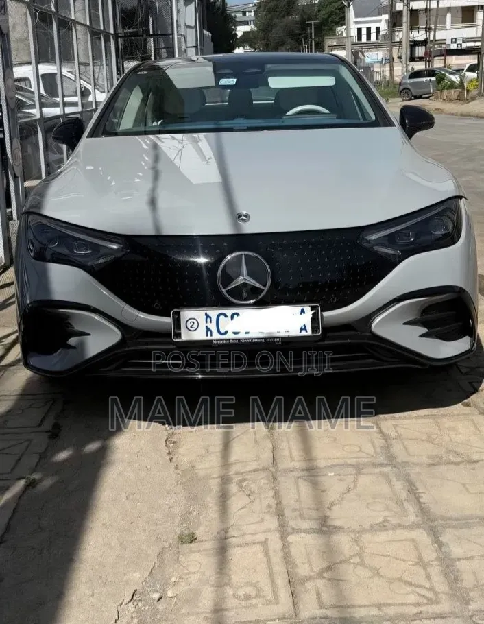 New Mercedes-Benz EQE 2025 Gray