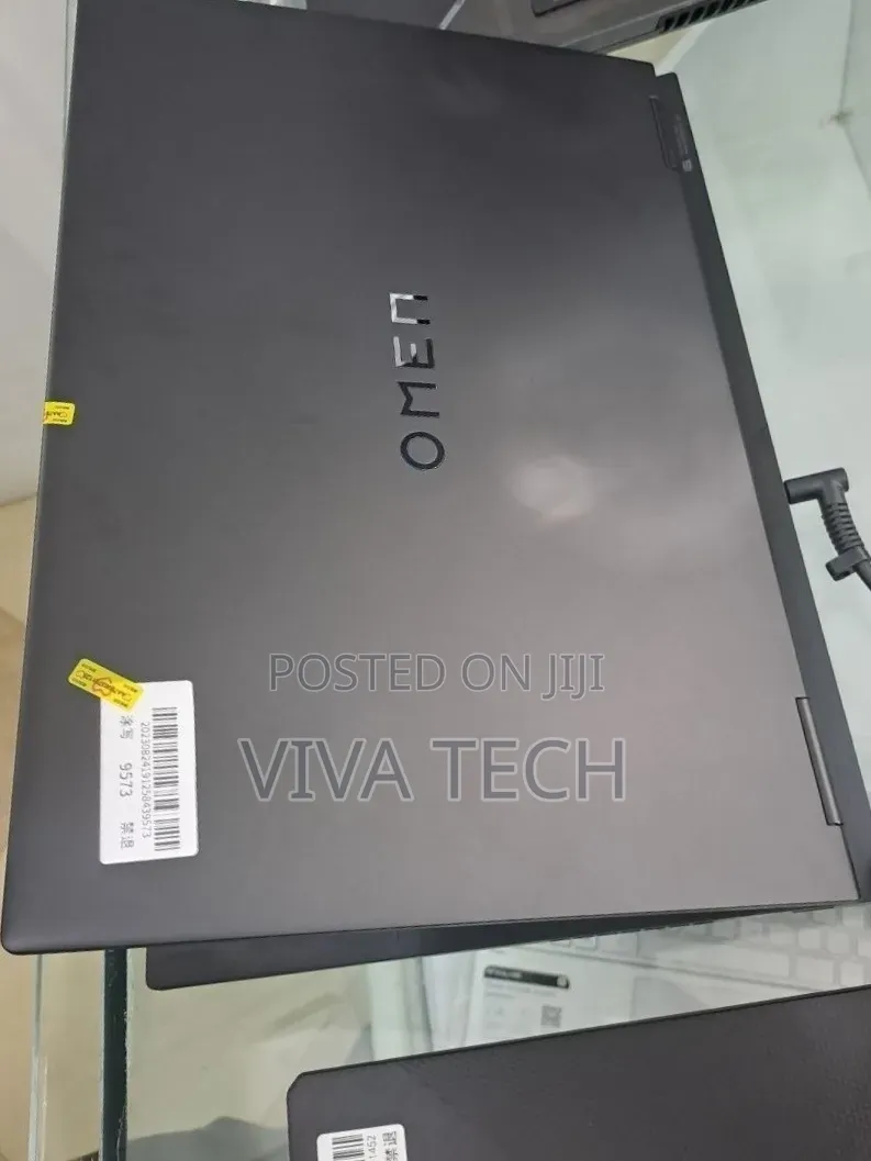 New Laptop HP Omen 16 16GB Intel Core i9 SSD 1T